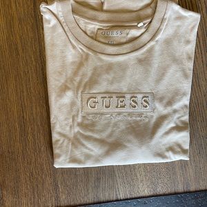Guess box logo shirt